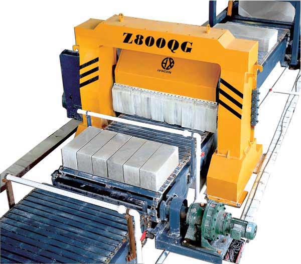 陶粒自保(bao)溫砌塊生(sheng)産線設備(bei)