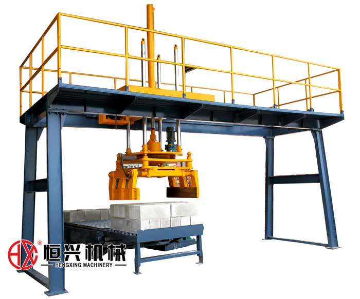 全自動碼(ma)垛機 碼垛機械(xie)手 泡沫混凝土(tǔ)砌塊設備