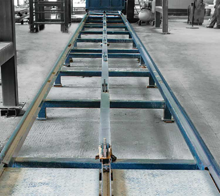 加氣線行(háng)走軌道