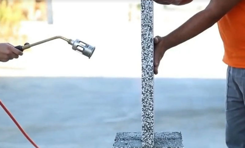 勻質自(zi)保溫砌塊性能(neng)特點